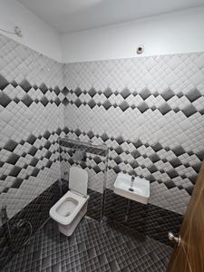 Bathroom Image of 1317 Sq.ft 3 BHK Apartment / Flat for sale in Daldal Seoni Raipur for Rs. 4609500