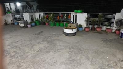 Bedroom Image of 1300 Sq.ft 2 BHK Independent House for rent in Chitaipur Varanasi for Rs. 11000