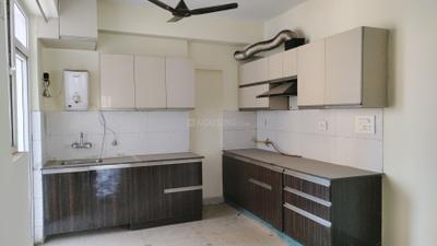 Kitchen Image of 2385 Sq.ft 4 BHK Apartment / Flat for rent in Supertech Cape Town, Sector 74 Noida for Rs. 57000