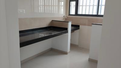 Kitchen Image of 650 Sq.ft 2 BHK Apartment / Flat for rent in Alpine Astonia, Kiwale Pune for Rs. 20000