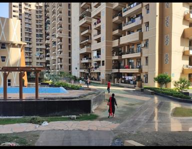 Image of 995 Sq.ft 2 BHK Apartment / Flat for sale in Migsun Green Mansion, Surajpur, Greater Noida for Rs. 8000000