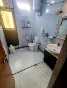Bathroom Image of 1350 Sq.ft 3 BHK Apartment / Flat for sale in Purvanchal Kailash Dham, Sector 50 Noida for Rs. 18500000