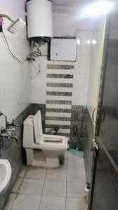 Bathroom Image of 360 Sq.ft 1 RK Independent House for rent in Laxmi Nagar New Delhi for Rs. 15242