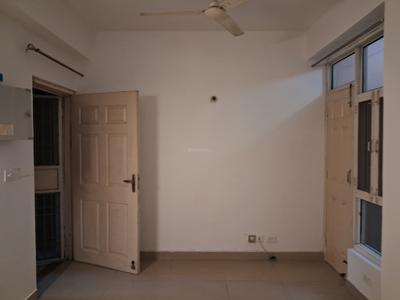 Living Room Image of 930 Sq.ft 2 BHK Apartment / Flat for sale in Supertech Cape Town, Sector 74 Noida for Rs. 9500000