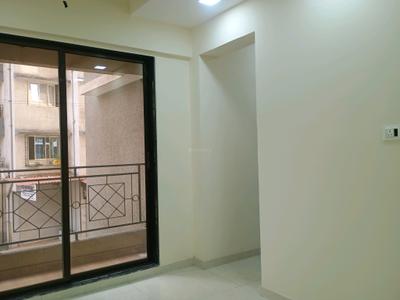 Living Room Image of 2200 Sq.ft 3 BHK Apartment / Flat for sale in Raj Paradise, Kalyan West Kalyan for Rs. 19200000