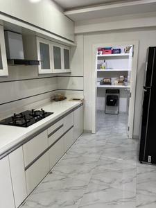 Kitchen Image of 2705 Sq.ft 4 BHK Apartment / Flat for rent in JP Iscon Habitat, Gotri Vadodara for Rs. 50000