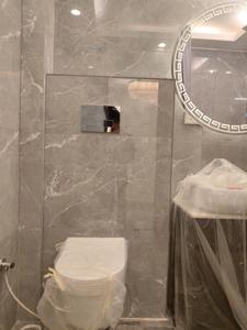 Common Bathroom Three Image of 555 Sq.ft 2 BHK Independent House for rent in Sector 41 Gurgaon for Rs. 40000