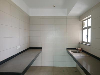 Kitchen Image of 1800 Sq.ft 3 BHK Apartment / Flat for sale in Tata Gurgaon Gateway, Sector 112 Gurgaon for Rs. 29500000