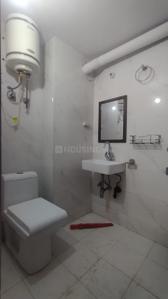 Bathroom Image of 800 Sq.ft 1 BHK Builder Floor for rent in Sarvapriya Vihar New Delhi for Rs. 40000