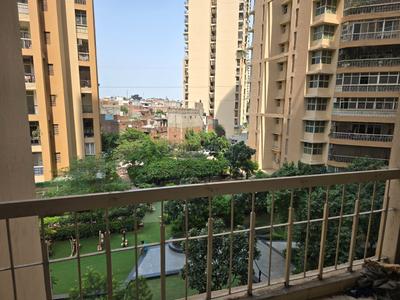 Balcony Image of 1050 Sq.ft 2 BHK Apartment / Flat for rent in Mahagun Mascot, Crossings Republik Ghaziabad for Rs. 18000