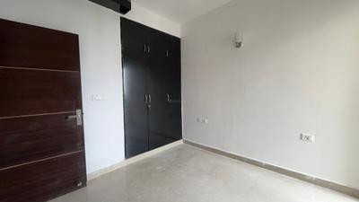Bedroom Image of 1000 Sq.ft 2 BHK Apartment / Flat for rent in Sikka Karnam Greens, Sector 143B Noida for Rs. 26999