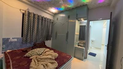 Bedroom Image of 800 Sq.ft 2 BHK Builder Floor for rent in Picnic Garden Kolkata for Rs. 22000