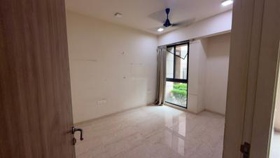 Bedroom Image of 1059 Sq.ft 2 BHK Apartment / Flat for sale in Lodha Sterling Tower C, Thane West Thane for Rs. 21500000