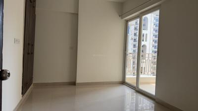 Bedroom Image of 1400 Sq.ft 3 BHK Apartment / Flat for sale in Mahagun Mirabella, Sector 79 Noida for Rs. 25500000