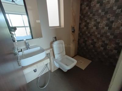 Bathroom Image of 720 Sq.ft 2 BHK Apartment / Flat for sale in Rajesh White City, Kandivali East Mumbai for Rs. 25000000