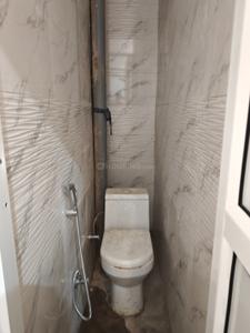 Bathroom Image of 600 Sq.ft 1 RK Independent House for rent in Alpha II Greater Noida for Rs. 11000