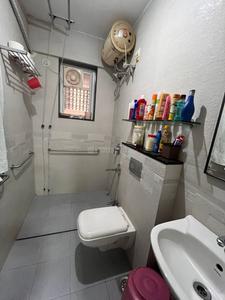 Bathroom Image of 950 Sq.ft 2 BHK Apartment / Flat for sale in Erandwane Pune for Rs. 13000000