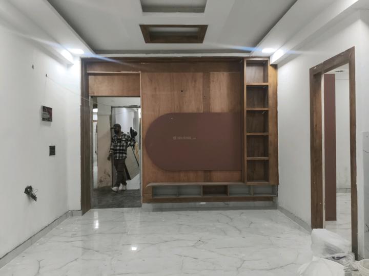 Lucky Wow Monk Main Image 1