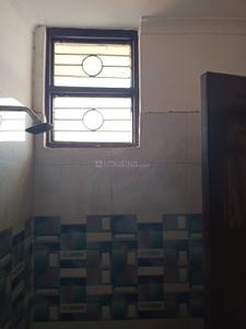 Bathroom Image of 940 Sq.ft 2 BHK Apartment / Flat for sale in Green view apartment, Dubagga Lucknow for Rs. 4300000