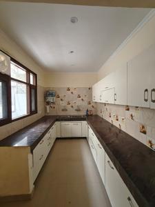 Kitchen Image of 2150 Sq.ft 3 BHK Apartment / Flat for rent in Jamuna Apartments , Aujala Mohali for Rs. 30000