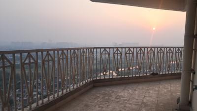 Balcony Image of 1450 Sq.ft 3 BHK Apartment / Flat for sale in Gaur City 7th Avenue, Noida Extension Greater Noida for Rs. 15300000