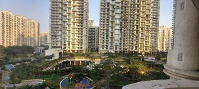 Image of 4425 Sq.ft 4 BHK Apartment / Flat for sale in Mahagun Mezzaria, Sector 78, Noida for Rs. 89900000