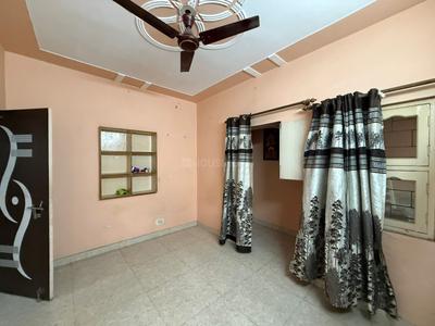 Hall Image of 1050 Sq.ft 2 BHK Apartment / Flat for sale in Cooperative Archana Apartment, Paschim Vihar New Delhi for Rs. 10000000