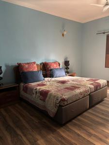 Bedroom Image of 700 Sq.ft 1 RK Builder Floor for rent in Safdarjung Development Area New Delhi for Rs. 40000