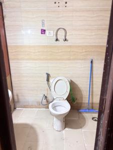 Image of 1294 Sq.ft 3 BHK Apartment / Flat for rent in Supertech Ecociti, Sector 137, Noida for Rs. 33000