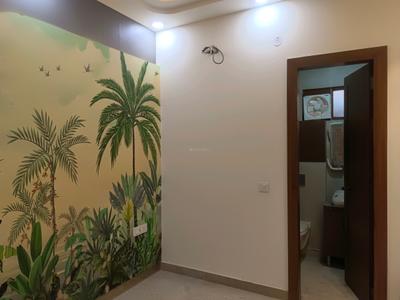 Bedroom Image of 1000 Sq.ft 3 BHK Builder Floor for sale in Pitampura New Delhi for Rs. 18000000