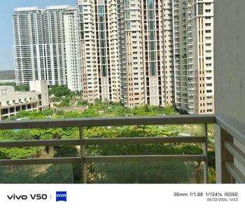 Balcony Image of 1900 Sq.ft 3 BHK Apartment / Flat for sale in DLF Park Place, Sector 54 Gurgaon for Rs. 75000000