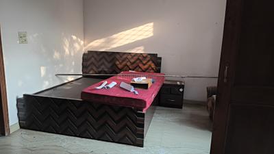 Bedroom Image of 2000 Sq.ft 3 BHK Builder Floor for rent in Sector 41 Noida for Rs. 43000