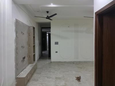 Living Room Image of 1050 Sq.ft 2 BHK Apartment / Flat for sale in Sector 50 Noida for Rs. 3500000