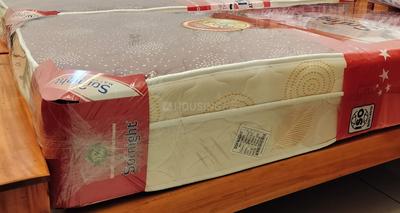 Bedroom Image of LADIES PG in Edappally, Kochi