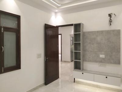Bedroom Image of 1300 Sq.ft 4 BHK Builder Floor for sale in Rohini Sector 28 New Delhi for Rs. 16000000