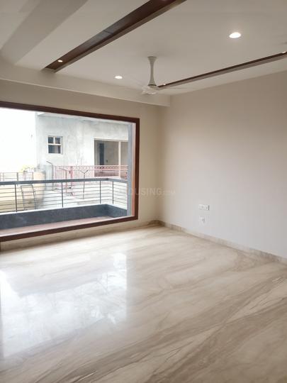 Sector 80 Main Image 1