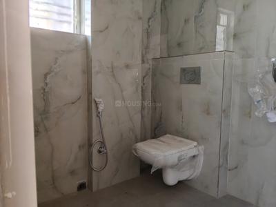 Bathroom Image of 2200 Sq.ft 4 BHK Apartment / Flat for sale in Kalighat Kolkata for Rs. 25000000