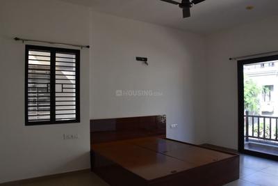 Bedroom Image of 2700 Sq.ft 4 BHK Villa for rent in Kalali Vadodara for Rs. 25000