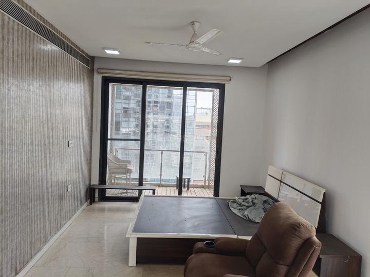 Lodha New Cuffe Parade Lodha Evoq Main Image 1