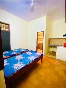 Bedroom Image of Sumit pg in Sector 44, Chandigarh