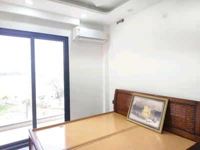 Bedroom Image of 1500 Sq.ft 3 BHK Builder Floor for sale in Skywhales Vienna Greens, Sector 99A Gurgaon for Rs. 16500000