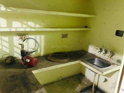 Kitchen Image of 650 Sq.ft 4 BHK Independent House for sale in Vikas Nagar Lucknow for Rs. 8000000