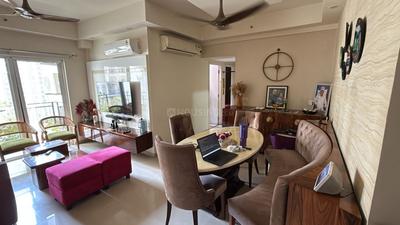 Hall Image of 1627 Sq.ft 3 BHK Apartment / Flat for sale in DLF Capital Greens Phase 1 And 2, Karampura New Delhi for Rs. 29800000