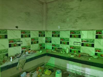 Kitchen Image of 1400 Sq.ft 2 BHK Builder Floor for rent in Daiwghat Allahabad for Rs. 8000