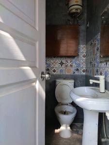 Servant Room Image of 3600 Sq.ft 4 BHK Apartment / Flat for sale in Logix Blossom County, Sector 137 Noida for Rs. 32000000