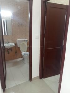 Image of 1200 Sq.ft 2 BHK Apartment / Flat for rent in Vasant Kunj, New Delhi for Rs. 47000