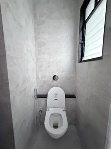 Bathroom Image of 900 Sq.ft 2 BHK Apartment / Flat for sale in Unique Youtopia, Kharadi Pune for Rs. 11000000