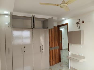 Bedroom Image of 910 Sq.ft 3 BHK Builder Floor for sale in Raja Park Apartment, Shakurpur New Delhi for Rs. 11500000