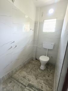 Bathroom Image of 800 Sq.ft 2 BHK Apartment / Flat for sale in Tollygunge Kolkata for Rs. 2700000