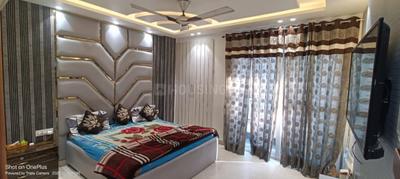 Bedroom Image of 1200 Sq.ft 3 BHK Builder Floor for sale in Ramesh Nagar New Delhi for Rs. 22500000